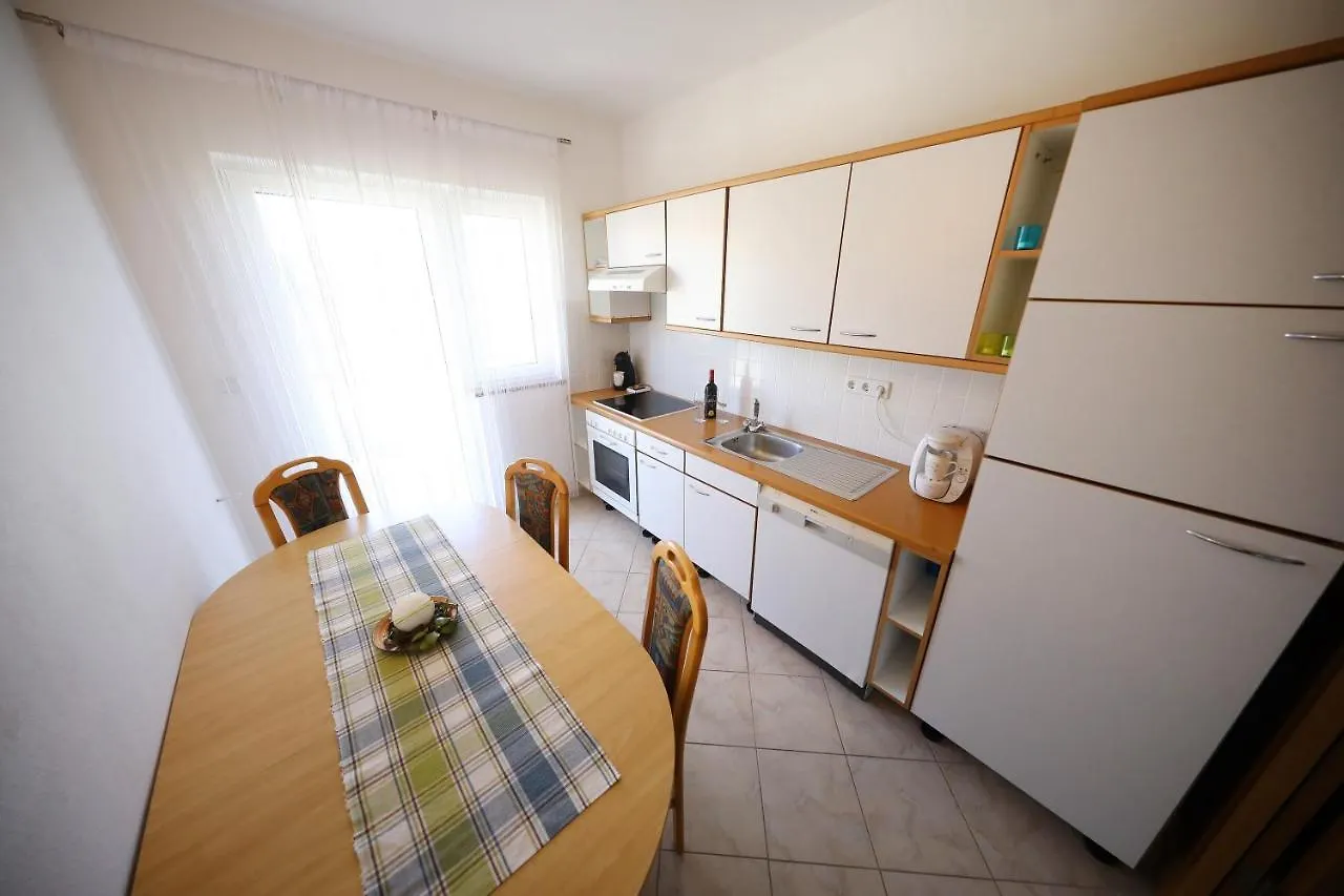 Rooms & Studio Apartmani Flower Bibinje Gasthof